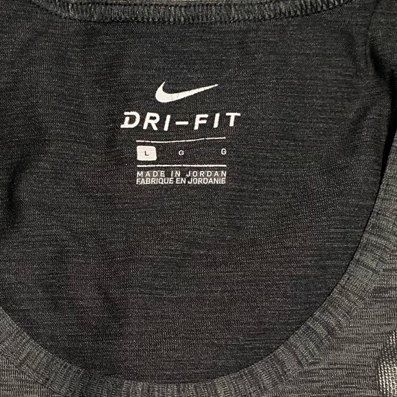 Nike Dri-Fit Dark Gray Tank Top Size Large - Picture 3 of 3